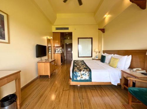 Acron Candolim Regina