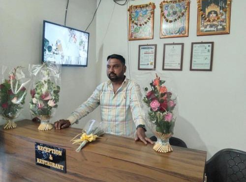 Akshay Hotel