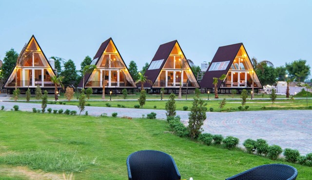 Alaya Stays Malik Farms Wooden Cottages