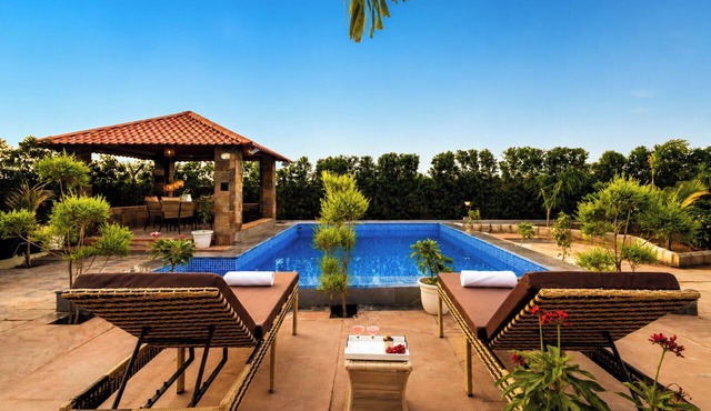 Alaya Stays Royal Green Farm 2BHK W Pool