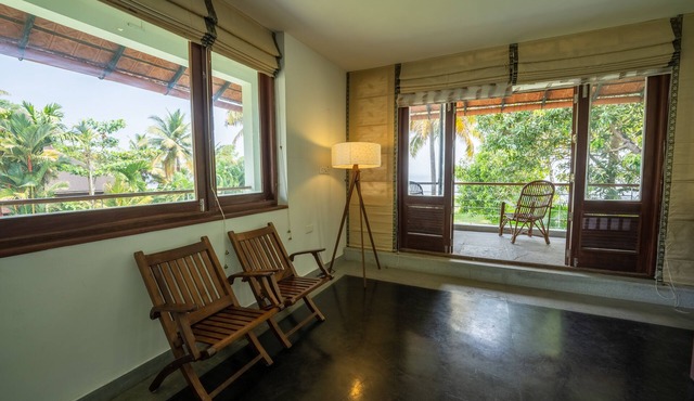 amã Stays & Trails Pathiramanal Villa, Alappuzha