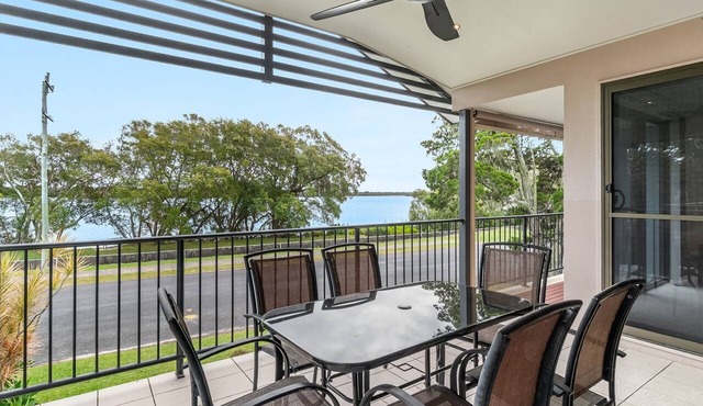 Amarco - Waterfront Sunsets in Iluka