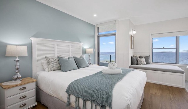 Amazing Views, Stunning Beaches and Beautiful Bushwalks