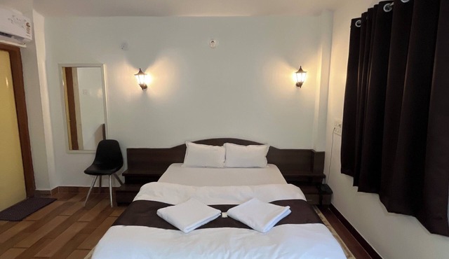Amrapali Resort