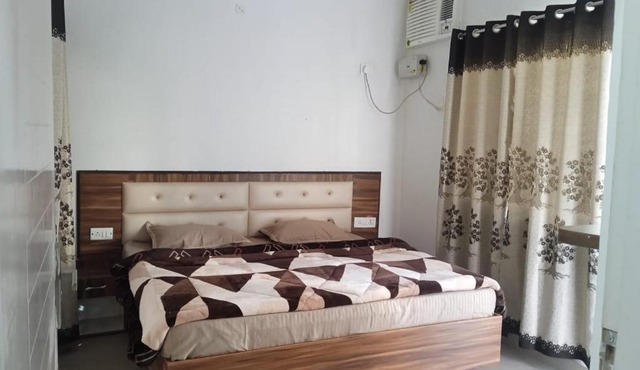 Anand Tirth Homestay