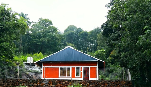 Attractive river side cottage with waterfall view and Mountain View