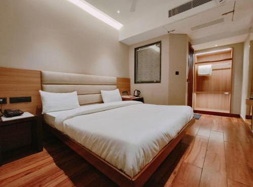 Aura Rooms