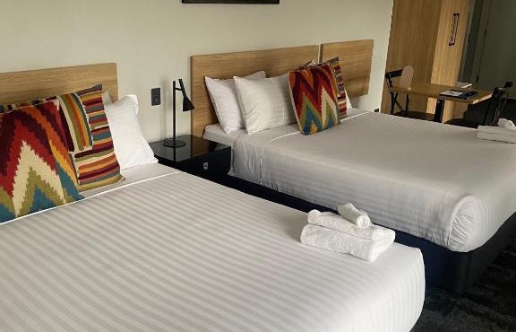 AVENUE MOTEL APARTMENTS