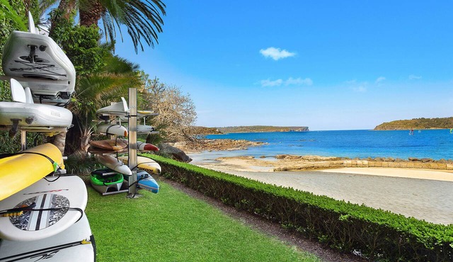 Balmoral Beachfront 2BR Apt, direct beach access, pets considered.