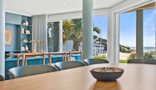 Beaches Unit 3 - Luxury Beachfront Unit – Ground Floor