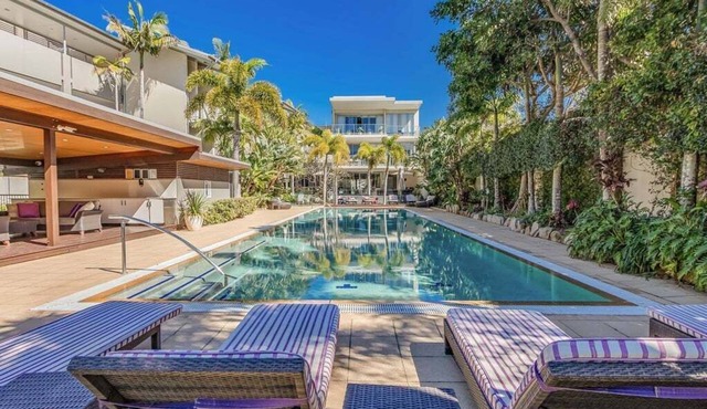 Beachfront Bali Resort, Kingscliff - 1212