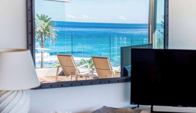 Beachside Penthouse in Bronte