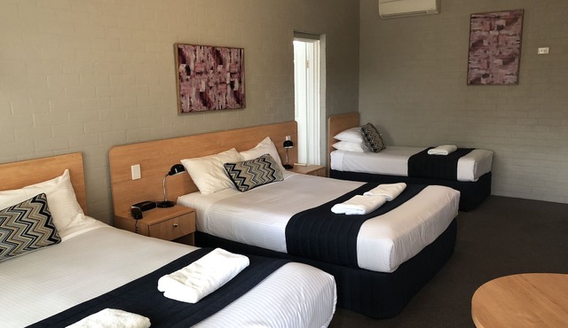 Best Western Coachman's Inn Motel