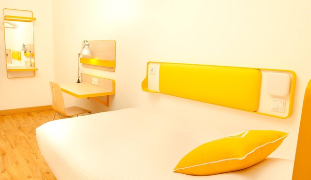 Bloomrooms @ Link Road
