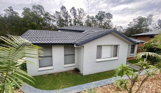 Casa De Le Selva - Beautiful split home that has a native bushland outlook.
