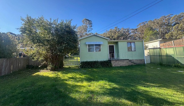 Cheerful cottage in peaceful setting yet close to the exciting Bowral Hub