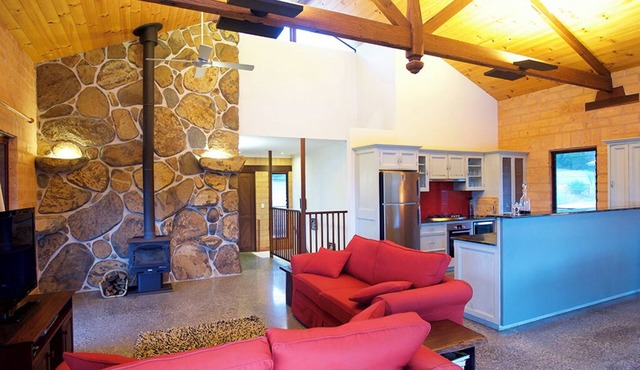 Clarendon Forest Retreat