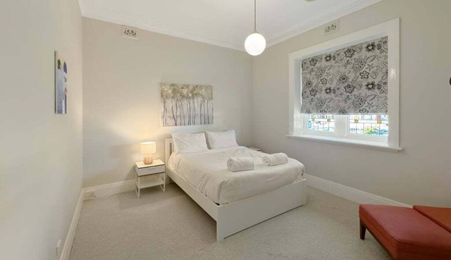 Classic Meets Modern in Central Wagga!
