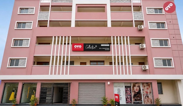 Collection O ECIL Industrial Estate Formerly Hotel Cube