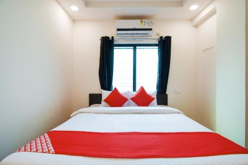 Collection O White House Regency