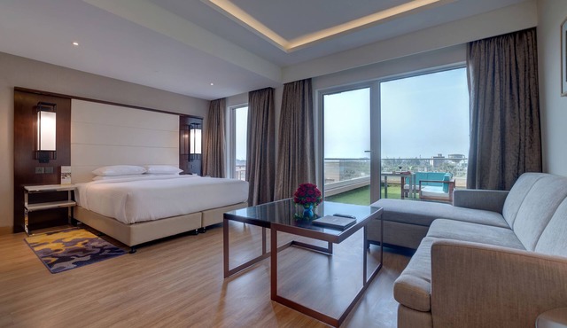 Courtyard by Marriott Surat