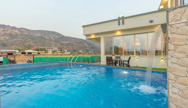 Crown Villa By Ebony Stays – A 3 BHK Private Pool Villa in Lonavala