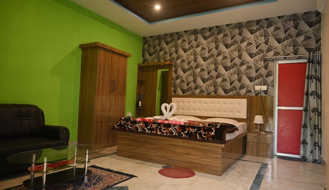 De Aloha Resort in Tezpur