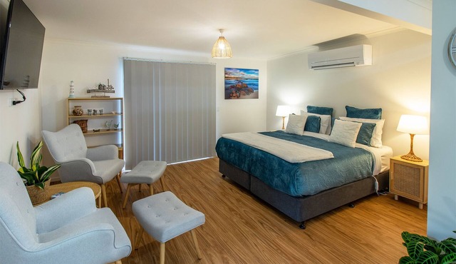 Delightful studio situated in a koala corridor