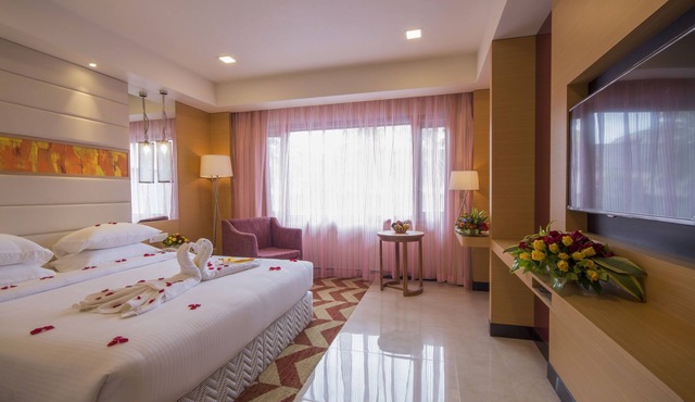 Dolphin Hotel