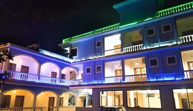 Dom's Inn