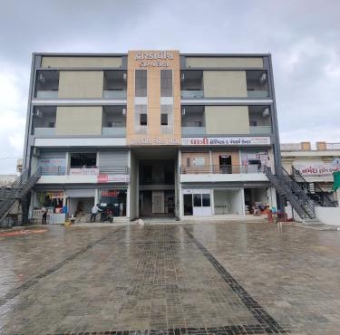 DWARKADHISH GUEST HOUSE THARAd
