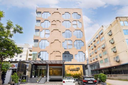 ECKO La Maniere Business Hotels