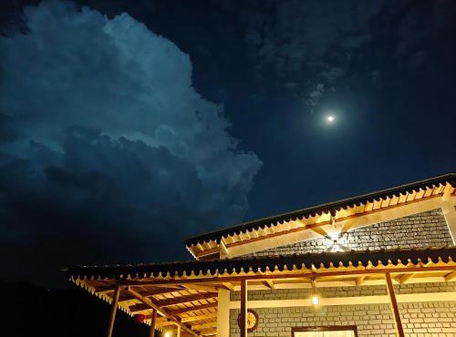 Ekatma Stays - Farm & Homestay, Kakrighat