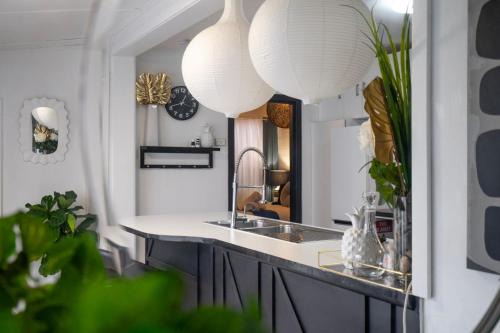 Eleda House - Retro Hidden Gem