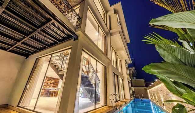 ELIVAAS Valley View 5BHK Villa With Pool