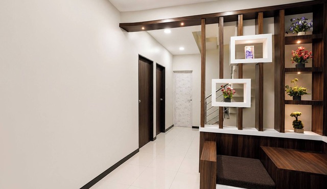 Fabhotel Aarvi Inn