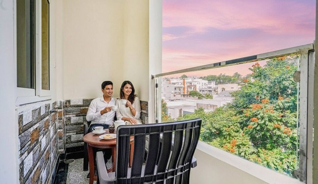 FabHotel Eminent Suites Banjara Hills - Nr. LV Prasad EYE Institute