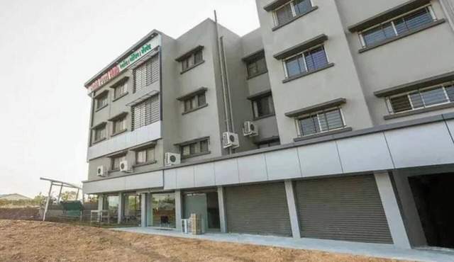 Fabhotel Food Hub