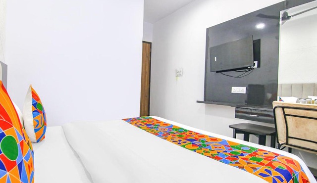 FabHotel Golden Gate I