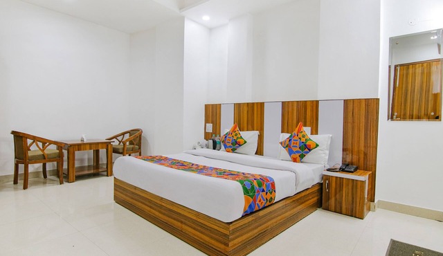 Fabhotel Gp Royal