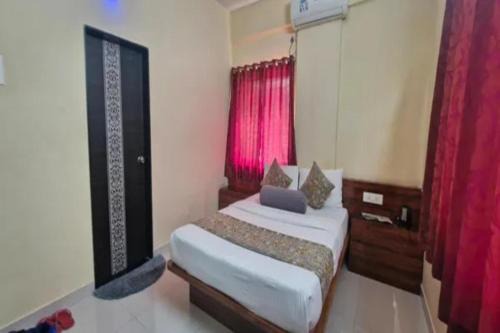 FabHotel Himalay Guest House Saanvi Residency