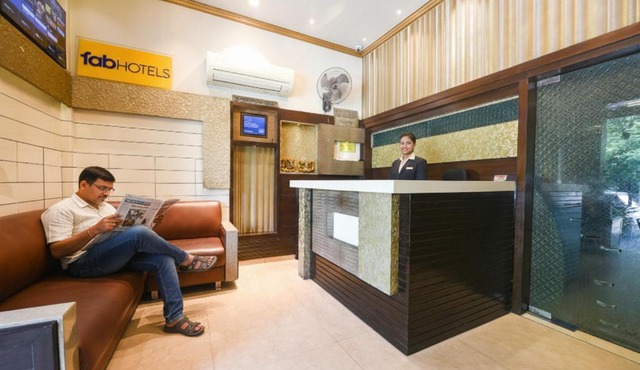 FabHotel KK Continental - 100m from Amritsar Junction Railway Station