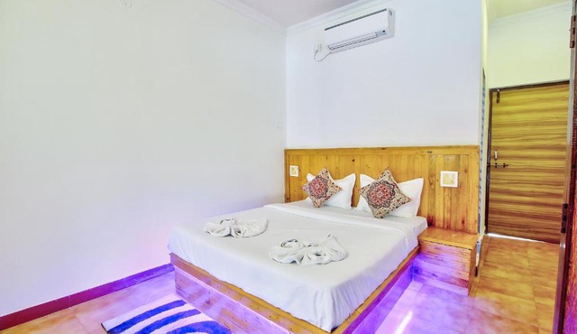 FabHotel Pleasure Inn