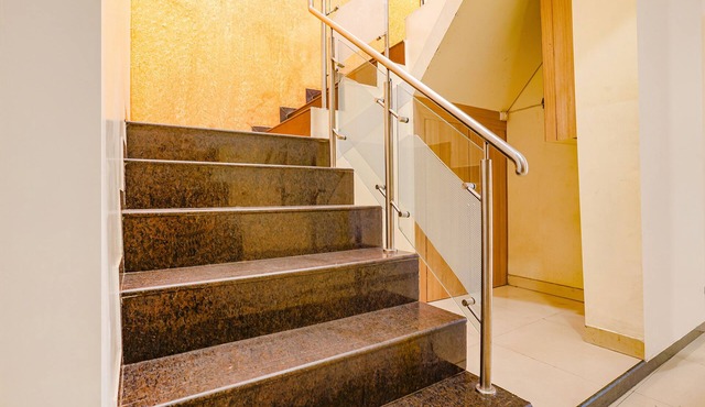FabHotel Prakash Inn - T2 - Chhatrapati Shivaji Airpor