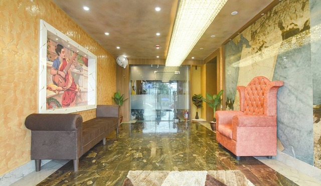 Fabhotel Prime Grand Plaza