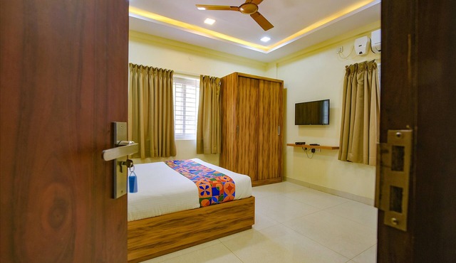 Fabhotel Purple Suites Inn