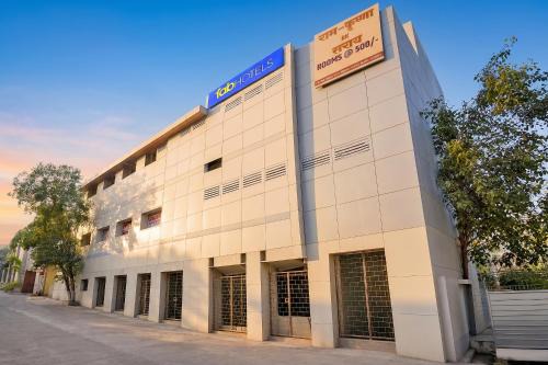 FabHotel Ram Krishna