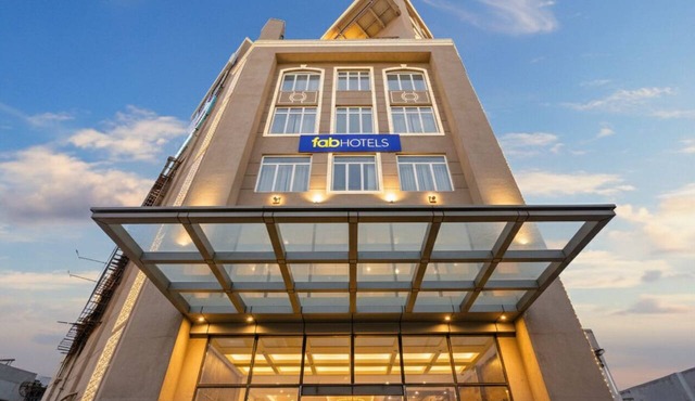 FabHotel Sapphire 83 Best hotel in Manesar, Gurugram