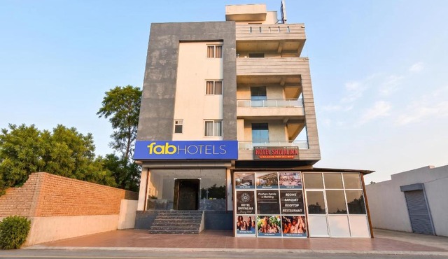 FabHotel Shivalika