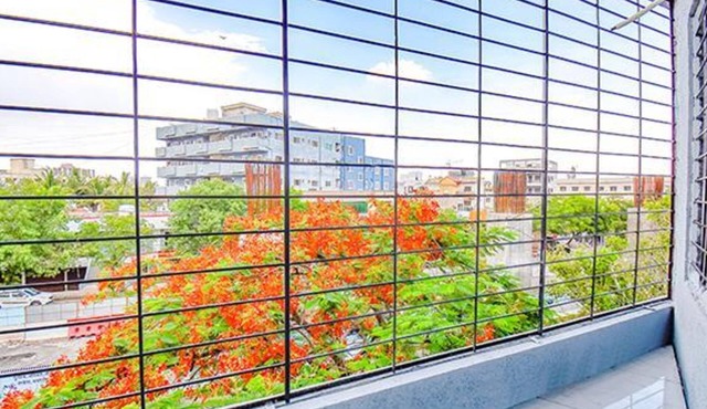 FabHotel Silver 9
